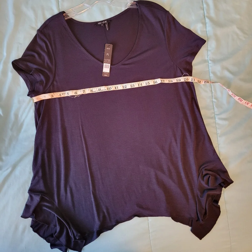 Nic & Zoe Boardwalk Ruffle Hem Top - Picture 5 of 12